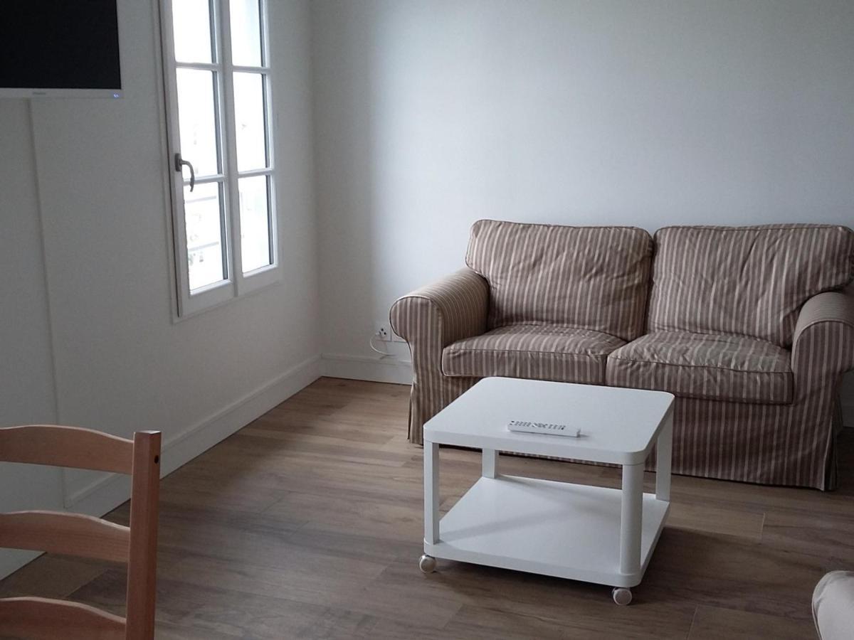 2 Pieces Au Coeur De La Rochelle, Ideal Pour 2 Personnes - Fr-1-551-33 Apartment